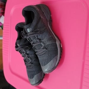 Merrell hiking shoe women's 6.5